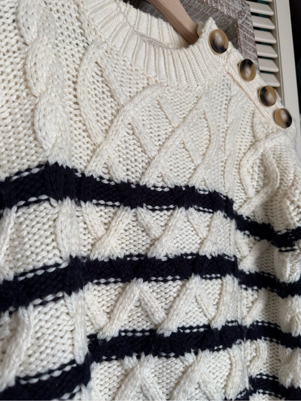 Sezane James Jumper in Ecru/Navy - Picture 2 of 10
